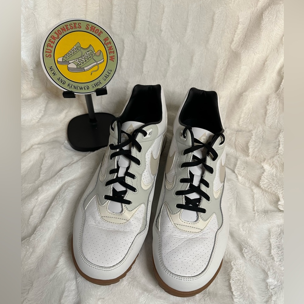 Nike ACG Wildwood White Gum, size 15, used, like new, no box.